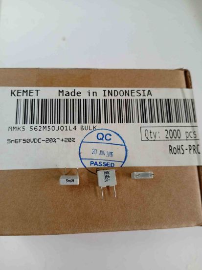 MMK5 562M50J01L4 BULK 5.6NF 50V 5 0.2 KEMET POLYESTER KONDANSATÖR resmi