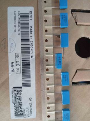 PHE450SB4680JR17T1 6.8NF 2000V 15 0.05 KEMET POLYESTER KONDANSATÖR resmi