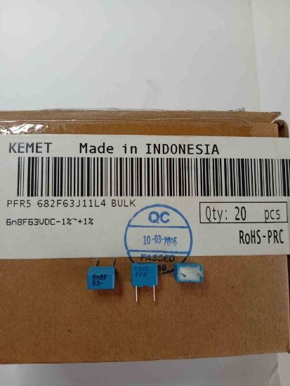 PFR5 682F63J11L4 BULK 6.8NF 63V 5 0.01 KEMET POLYESTER KONDANSATÖR resmi
