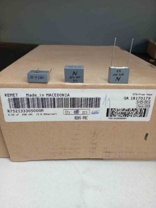 R752I33305000M 330NF 230VAC 15 0.2 KEMET POLYESTER KONDANSATÖR resmi