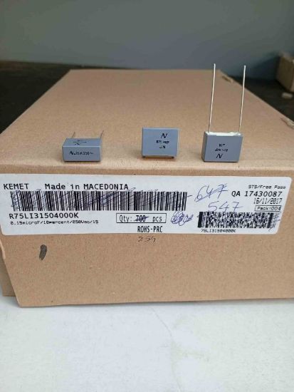 R75LI31504000K 150NF 250VAC 15 0.1 KEMET POLYESTER KONDANSATÖR resmi