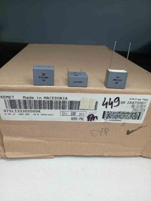R75LI33305000K 330NF 250VAC 15 0.1 KEMET POLYESTER KONDANSATÖR resmi
