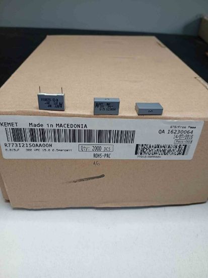R773I2150AA00H 15NF 300VAC 15 0.025 KEMET POLYESTER KONDANSATÖR resmi