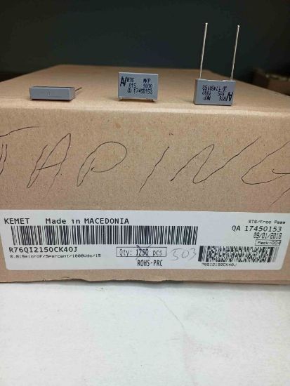 76QI2150CK40J 15NF 1000V 15 0.05 KEMET POLYESTER KONDANSATÖR resmi