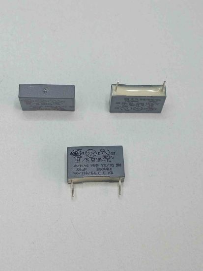 R413I21000000M 10NF 300VAC 15 0.2 KEMET POLYESTER KONDANSATÖR resmi