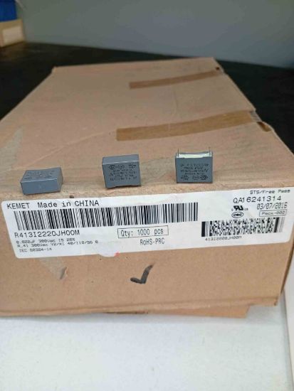 R413I2220JH00M 22NF 300VAC 15 20%|R.41 KEMET POLYESTER KONDANSATÖR resmi