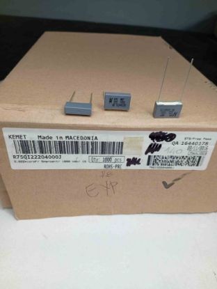 R75QI22204000J 22NF 1000V 15 0.05 KEMET POLYESTER KONDANSATÖR resmi