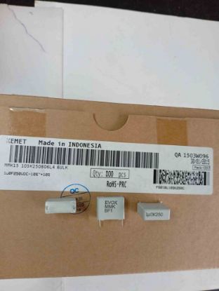 MMK15 105K250B06L4 BULK 68NF 250V 15 0.1 KEMET POLYESTER KONDANSATÖR resmi