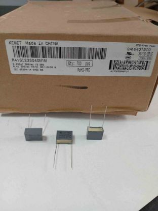 R413I233040M1M 33NF 300VAC 15 20%|R.41 KEMET POLYESTER KONDANSATÖR resmi