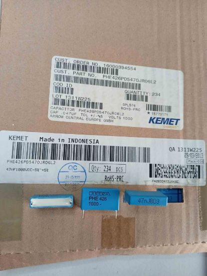 PHE426PD5470JR06L2 47NF 1000V 22.5 0.05 KEMET POLYESTER KONDANSATÖR resmi