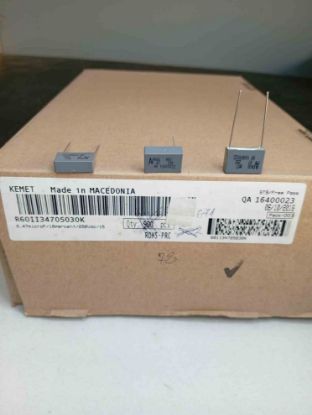 R60II34705030K 470NF 250V 15 0.1 KEMET POLYESTER KONDANSATÖR resmi