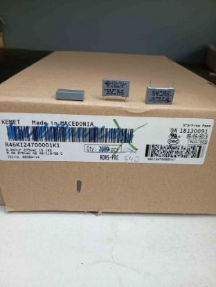 R46KI24700001K1 47NF 275VAC 15 0.1 KEMET POLYESTER KONDANSATÖR resmi