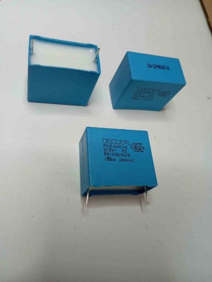 PHE840MZ7220MF14R06L2 47NF 275VAC 27.5 0.2 KEMET POLYESTER KONDANSATÖR resmi