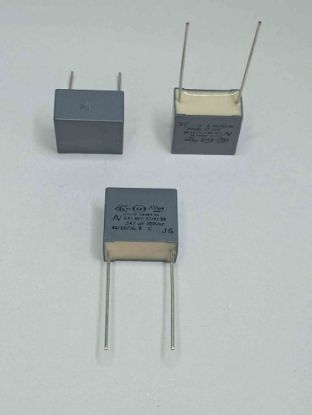 R413I2470JU00M 47NF 300VAC 15 0.2 KEMET POLYESTER KONDANSATÖR resmi