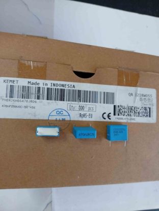 PHE426HB6470JR06 470NF 250V 15 0.05 KEMET POLYESTER KONDANSATÖR resmi