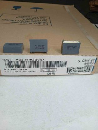 R76IN3820SE30K 820NF 250V 22.5 0.1 KEMET POLYESTER KONDANSATÖR resmi
