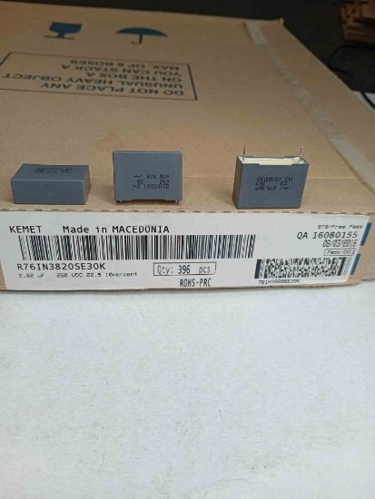R76IN3820SE30K 820NF 250V 22.5 0.1 KEMET POLYESTER KONDANSATÖR resmi