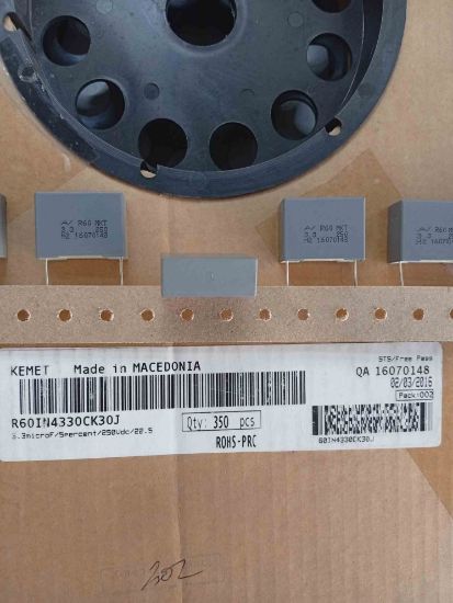R60IN4330CK30J 3.3MF 250V 22.5 0.05 KEMET POLYESTER KONDANSATÖR resmi