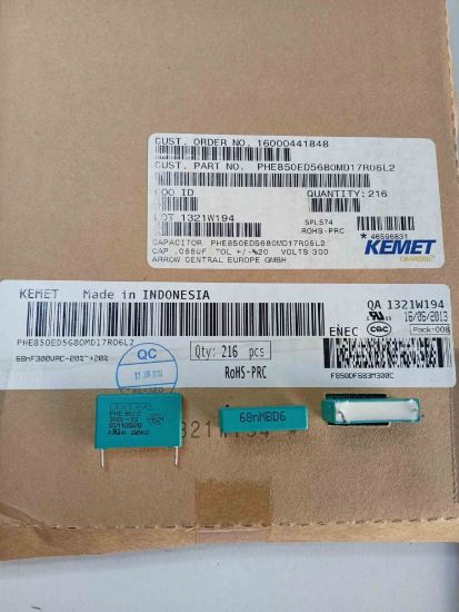 PHE850ED5680MD17R06L2 68NF 300VAC 22.5 0.2 KEMET POLYESTER KONDANSATÖR resmi
