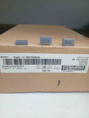 R76MI2330SE00J 33NF 400V 15 0.05 KEMET POLYESTER KONDANSATÖR resmi