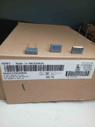 R46KI315040M2K 150NF 275VAC 15 0.1 KEMET POLYESTER KONDANSATÖR resmi