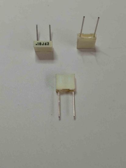 R82DC3180JC60J 180NF 63V 5 0.05 KEMET POLYESTER KONDANSATÖR resmi