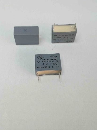 49AI310000M1M 100NF 310VAC 15 0.2 KEMET POLYESTER KONDANSATÖR resmi