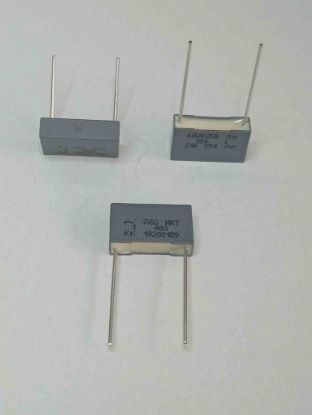 R60MI3100DQ30K 100NF 400V 15 0.1 KEMET POLYESTER KONDANSATÖR resmi