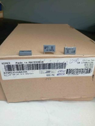 R75MI3100AA30K 100NF 400V 15 0.1 KEMET POLYESTER KONDANSATÖR resmi