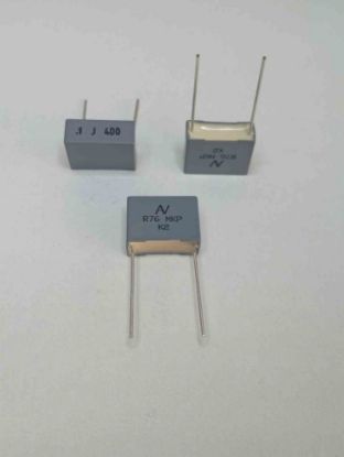 R76MI3100DQ30J 100NF 400V 15 0.05 KEMET POLYESTER KONDANSATÖR resmi