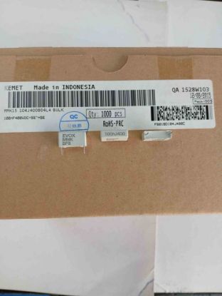 MMK15 104J400B04L4 BULK 100NF 400V 15 0.05 KEMET POLYESTER KONDANSATÖR resmi