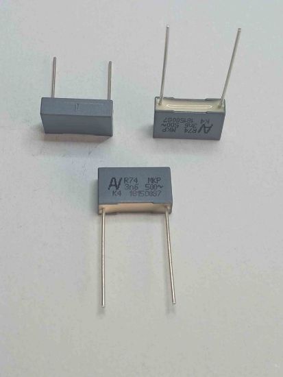 R745I1360KN00J 3.6NF 500VAC 15 0.05 KEMET POLYESTER KONDANSATÖR resmi