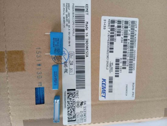 PHE840ED6220MD13R06L2 220NF 300VAC 22.5 0.2 KEMET POLYESTER KONDANSATÖR resmi