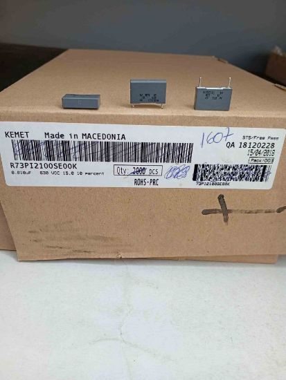 73PI2100SE00K 10NF 630V 15 0.1 KEMET POLYESTER KONDANSATÖR resmi