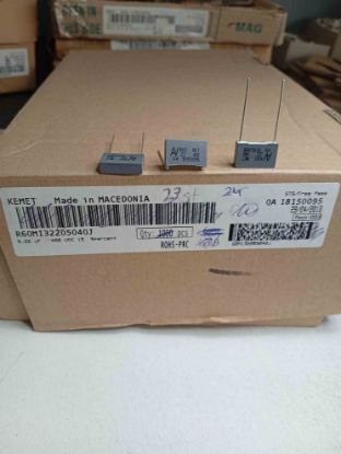 R60MI32205040J 220NF 400V 15 0.05 KEMET POLYESTER KONDANSATÖR resmi