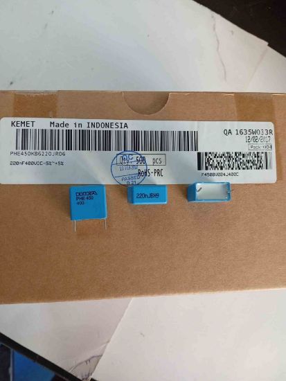 PHE450KB6220JR06 220NF 400V 15 0.05 KEMET POLYESTER KONDANSATÖR resmi