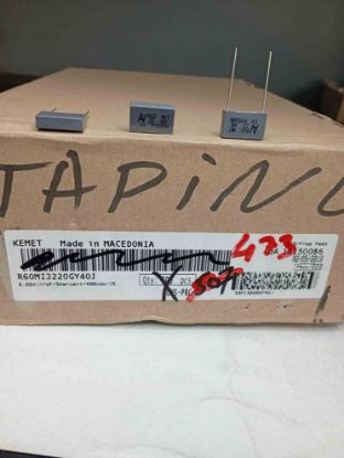 R60MI3220GY40J 220NF 400V 15 0.05 KEMET POLYESTER KONDANSATÖR resmi