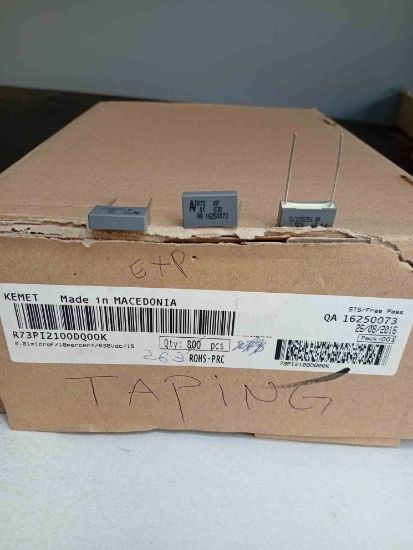 73PI2100DQ00K 10NF 630V 15 0.1 KEMET POLYESTER KONDANSATÖR resmi