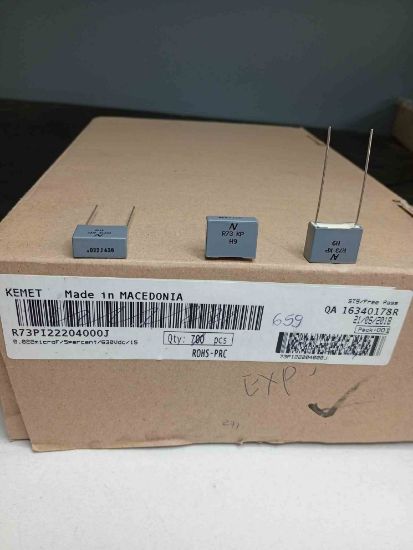 73PI22204000J 22NF 630V 15 0.05 KEMET POLYESTER KONDANSATÖR resmi