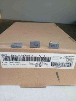 R76PI2220JE30J 22NF 630V 15 0.05 KEMET POLYESTER KONDANSATÖR resmi