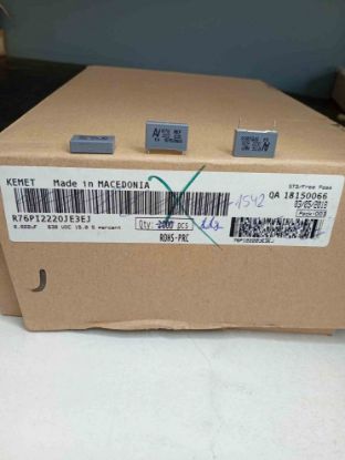 R76PI2220JE3EJ 22NF 630V 15 0.05 KEMET POLYESTER KONDANSATÖR resmi