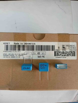 PHE840MB6270JB11R17 270NF 275VAC 15 0.05 KEMET POLYESTER KONDANSATÖR resmi