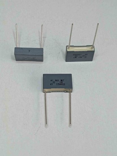 R60EI3330CK30J 330NF 100V 15 0.05 KEMET POLYESTER KONDANSATÖR resmi