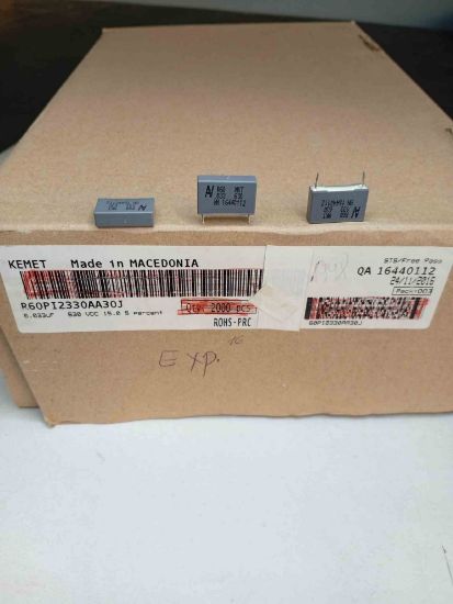 R60PI2330AA30J 33NF 630V 15 0.05 KEMET POLYESTER KONDANSATÖR resmi