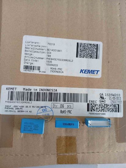PHE840EY6330MR06L2 330NF 300VAC 22.5 0.2 KEMET POLYESTER KONDANSATÖR resmi