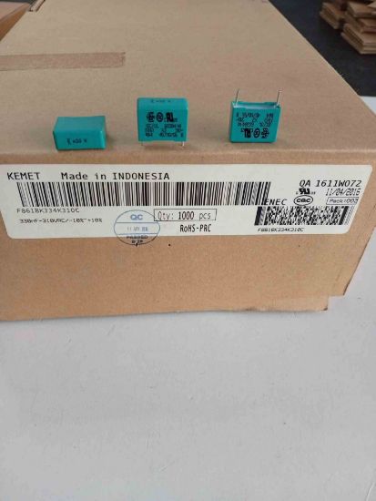 F861BK334K310C 330NF 310VAC 15 0.1 KEMET POLYESTER KONDANSATÖR resmi