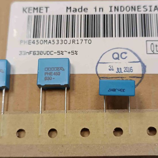 PHE450MA5330JR17T0 33NF 630V 10 0.05 KEMET POLYESTER KONDANSATÖR resmi