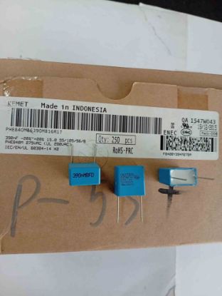 PHE840MB6390MB16R17 390NF 275VAC 15 0.2 KEMET POLYESTER KONDANSATÖR resmi