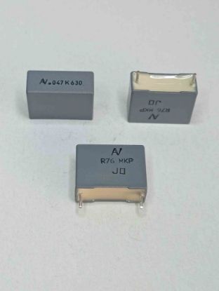 R76PI2470JB30K 47NF 630V 15 0.1 KEMET POLYESTER KONDANSATÖR resmi