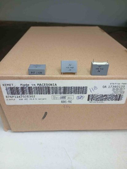 76PI2470JE30J 47NF 630V 15 0.05 KEMET POLYESTER KONDANSATÖR resmi